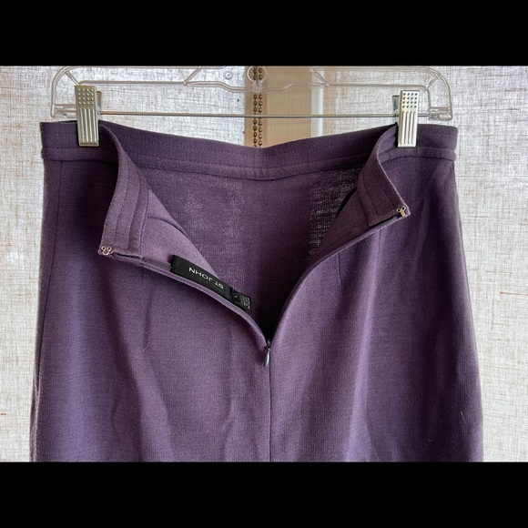 St. John Collection Blue/Plum/Mauve Knit knee Length Pencil Skirt Size 4 - Picture 5 of 9